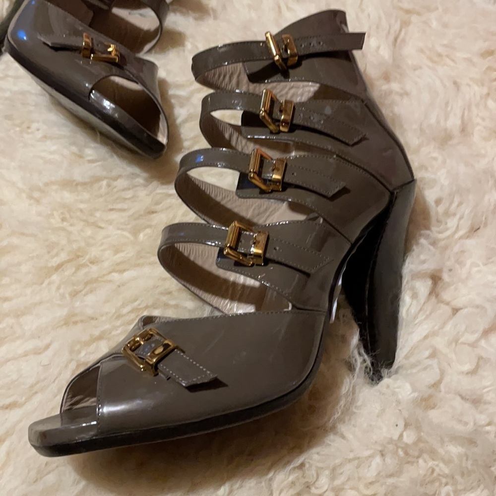 Michael Kors stunning leather shoes